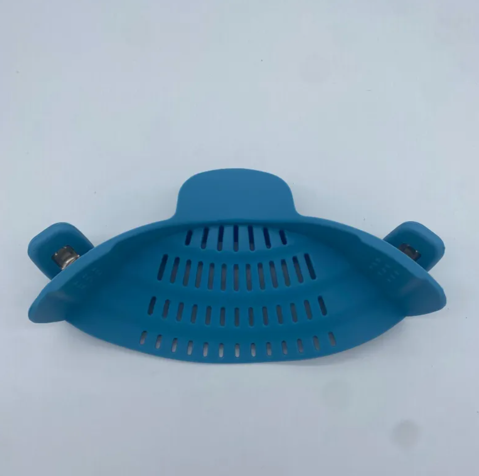 Snap & Drain Pot Strainer