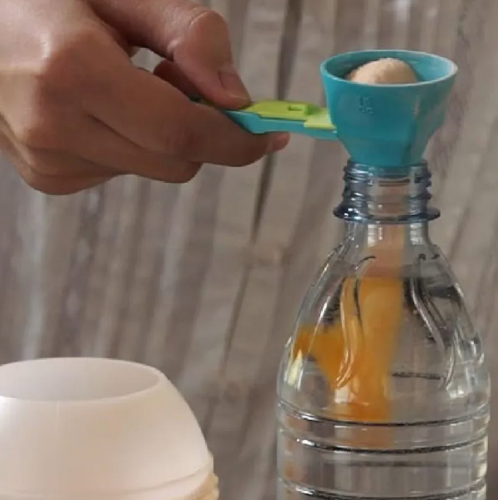 Mess-Free Measuring Spoon